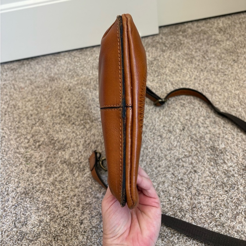 Patricia Nash Prizzi Tooled Leather Crossbody Bag - Picture 8 of 9